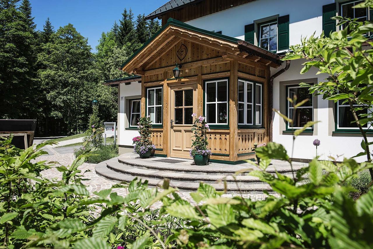 Couette-café Waldruhe - Bett, Fruehstueck & Ein Laecheln Bad Aussee